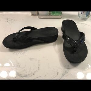 Vionic Pacific High Tide Sandals
